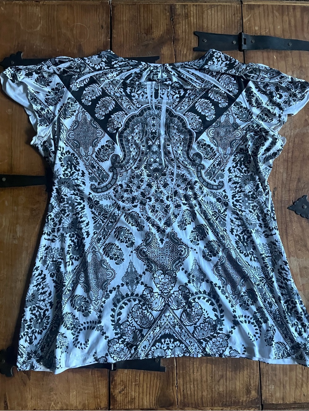 ONE WORLD Black & White Beaded V-Neck Patterned Blouse - Picture 3 of 4